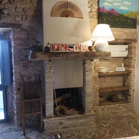 Piccolo Teatro Del Pozzo Apartment